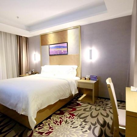 Lavande Hotel Foshan Yiwu Commodities City Esterno foto