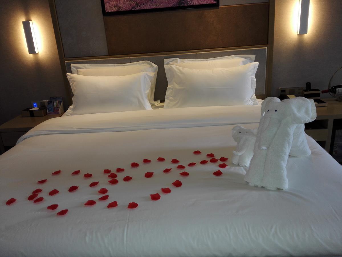 Lavande Hotel Foshan Yiwu Commodities City Esterno foto