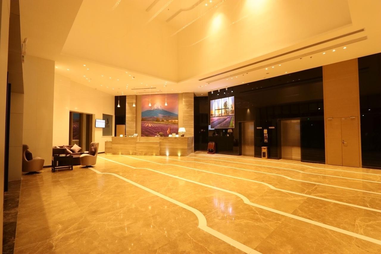 Lavande Hotel Foshan Yiwu Commodities City Esterno foto